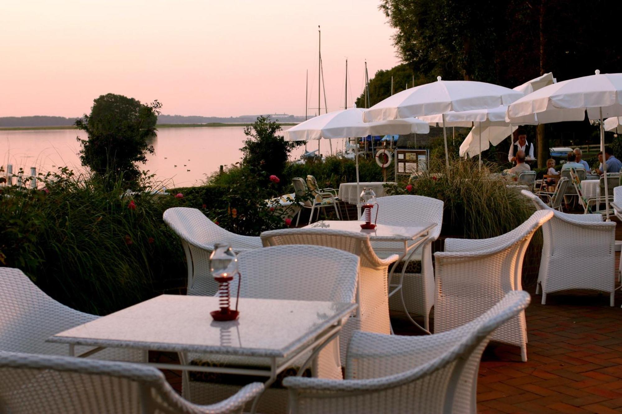 Strauers Hotel Am See Bosau Eksteriør billede