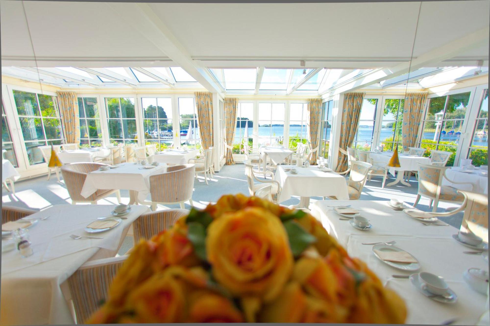 Strauers Hotel Am See Bosau Eksteriør billede
