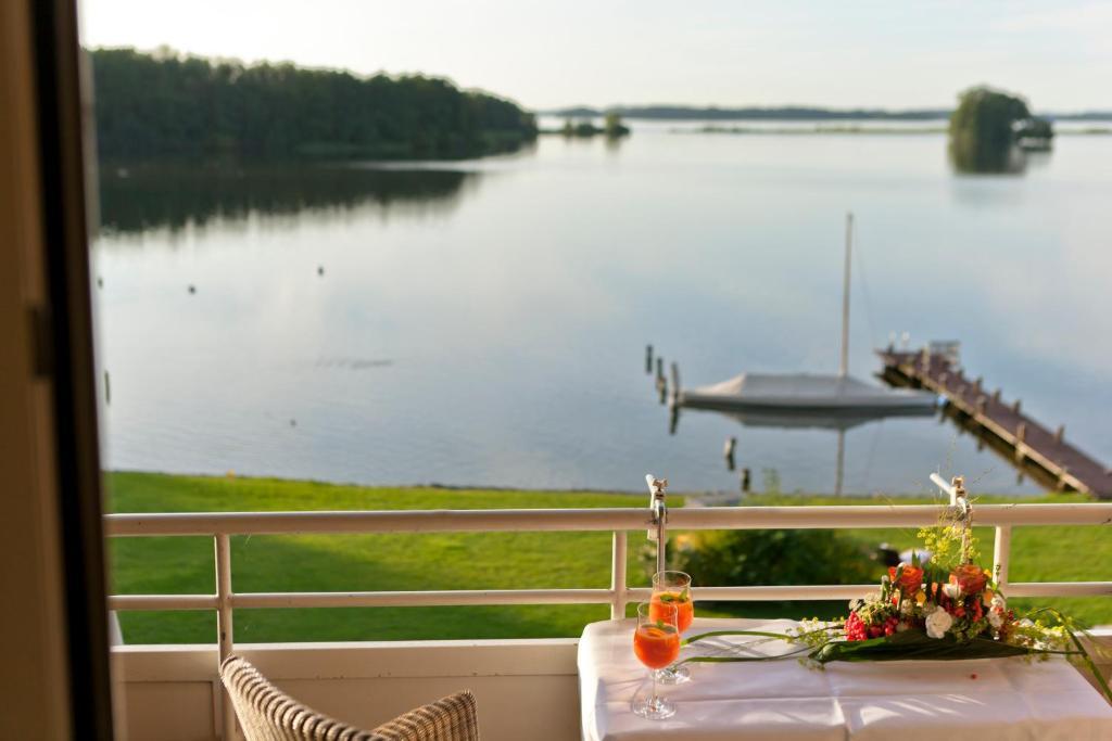 Strauers Hotel Am See Bosau Eksteriør billede